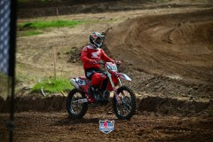 DSC_9696_1600x1067